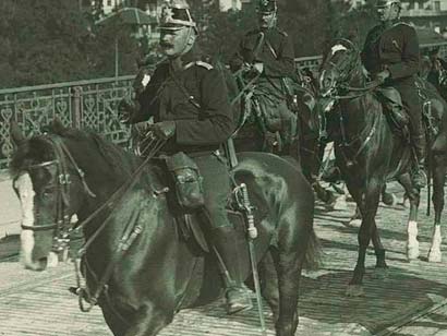 Swiss cavalry officer's saber model 1875