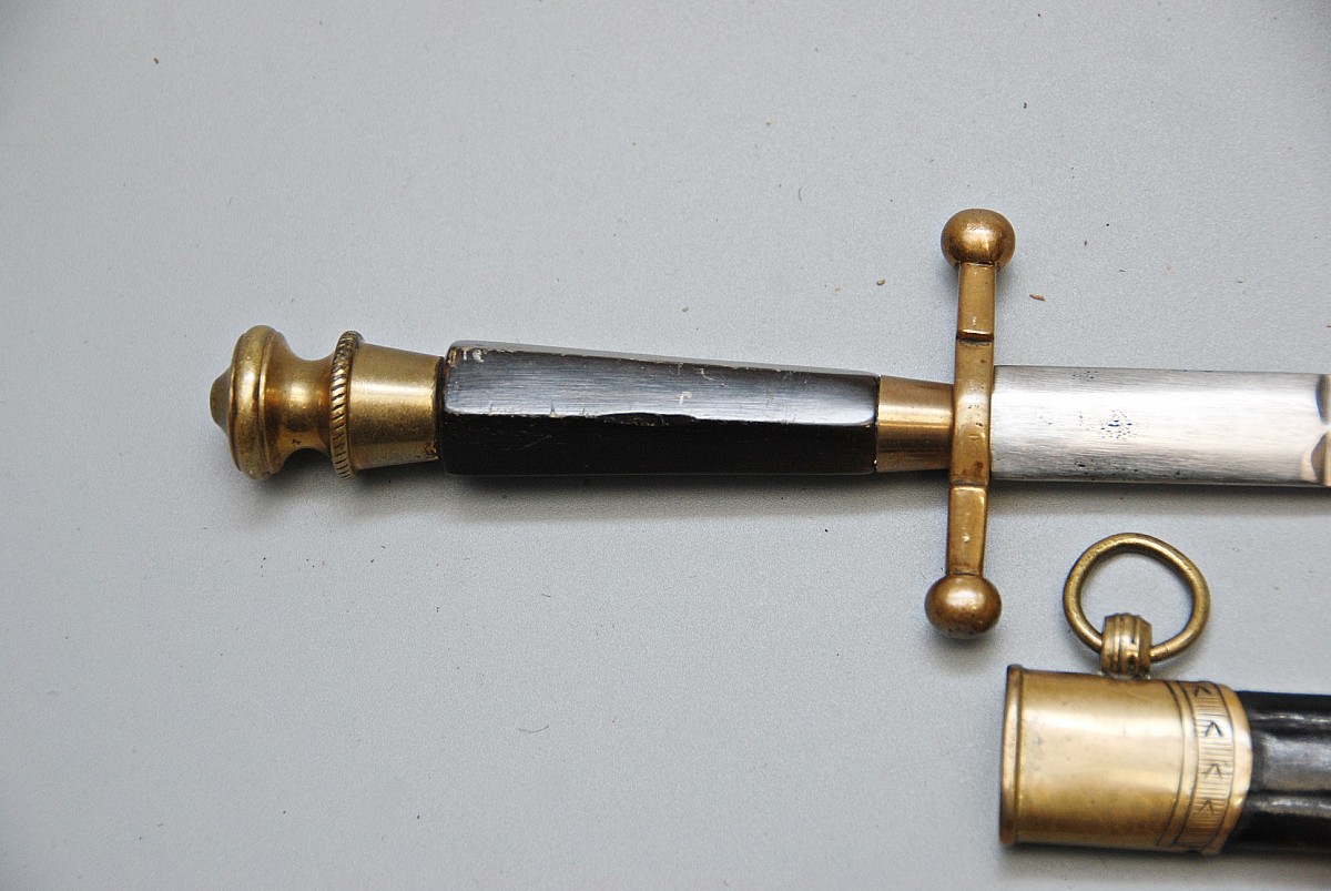 antique swords daggers sale