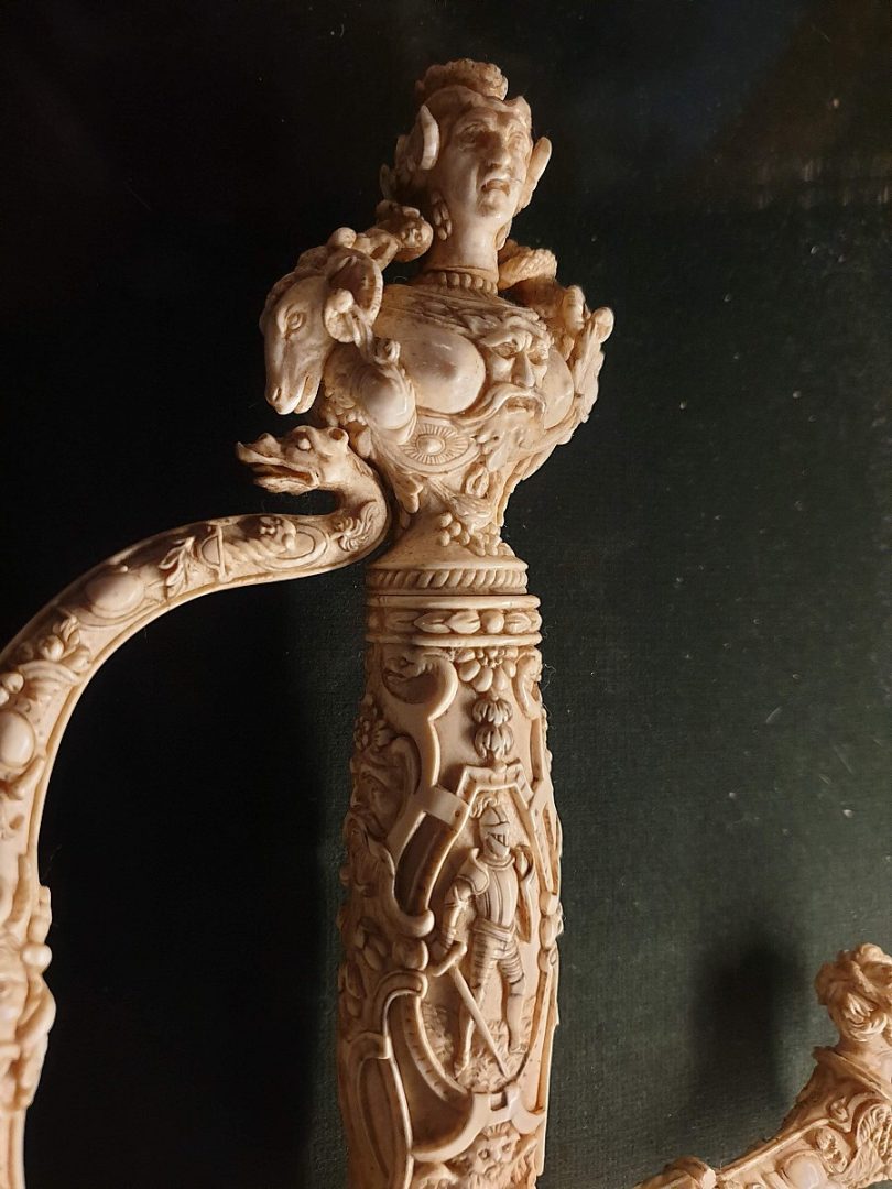 Italian rapier in 17th century style A copy of the famous rapier, which is presented at the exposition of Armeria Real in Turin The bronze hilt with gilding depicts mythological characters, royal symbolism